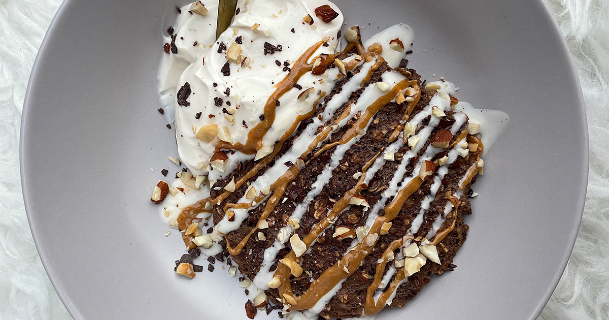 Gâteau Snicker hyperprotéiné