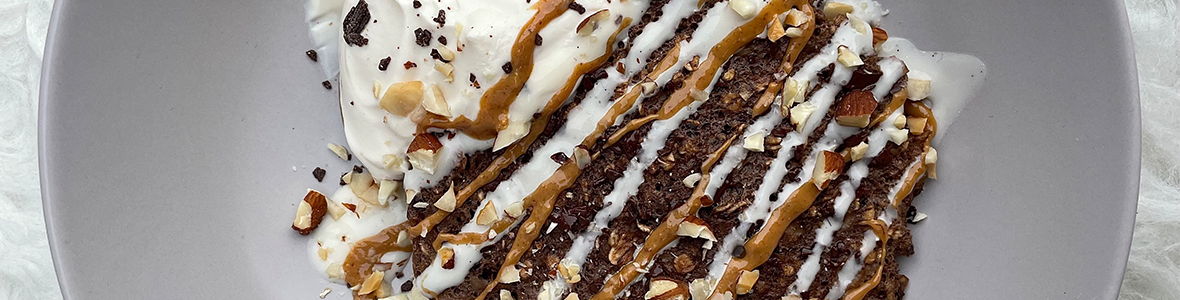 Gâteau Snicker hyperprotéiné